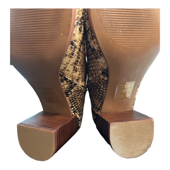 MADEWELL Fiona Boot in Snake Embossed Brown Leather Size 6 COLOR: WOOD ASH MULTI - Picture 4 of 9